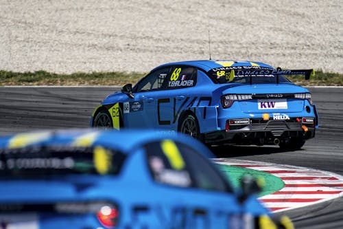 ​Flash report: Yann Ehrlacher leads the Lynk & Co Cyan Racing squad in FP1