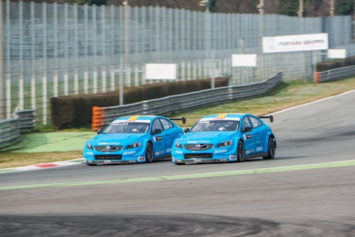 Thed Björk and Polestar Cyan Racing head to WTCC finale with one mission – to win both titles