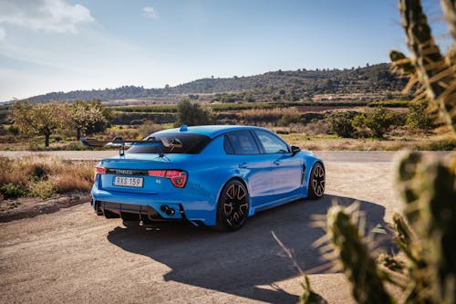 First video of the 528-hp Lynk & Co 03 Cyan Concept road car during testing in Spain: “A development platform for production cars”