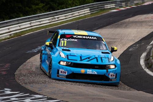 ​Flash report: A fighting start to the Nürburgring weekend