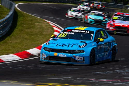 Points salvaged in extremely difficult Nürburgring weekend