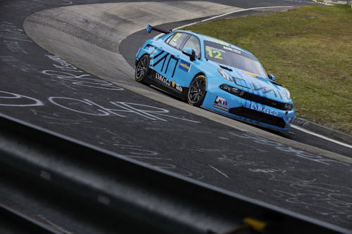 Santiago Urrutia nets top three qualifying result at the Green Hell