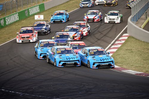 Lynk & Co Cyan Racing claims sixth touring car World Title at Bathurst